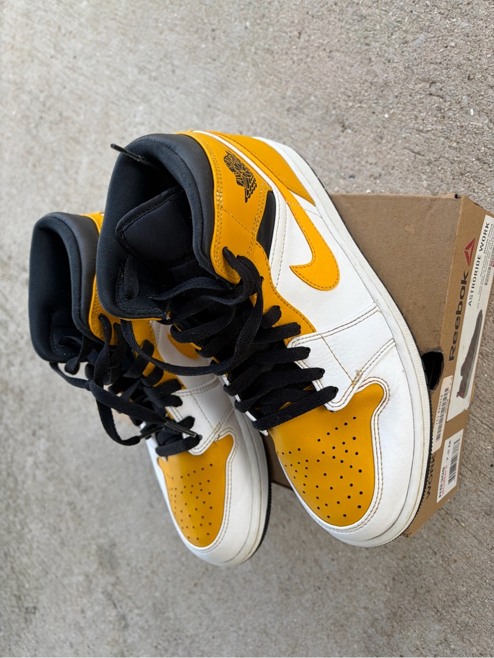 Jordan Black High-Top Sneakers - Picture 3 of 10